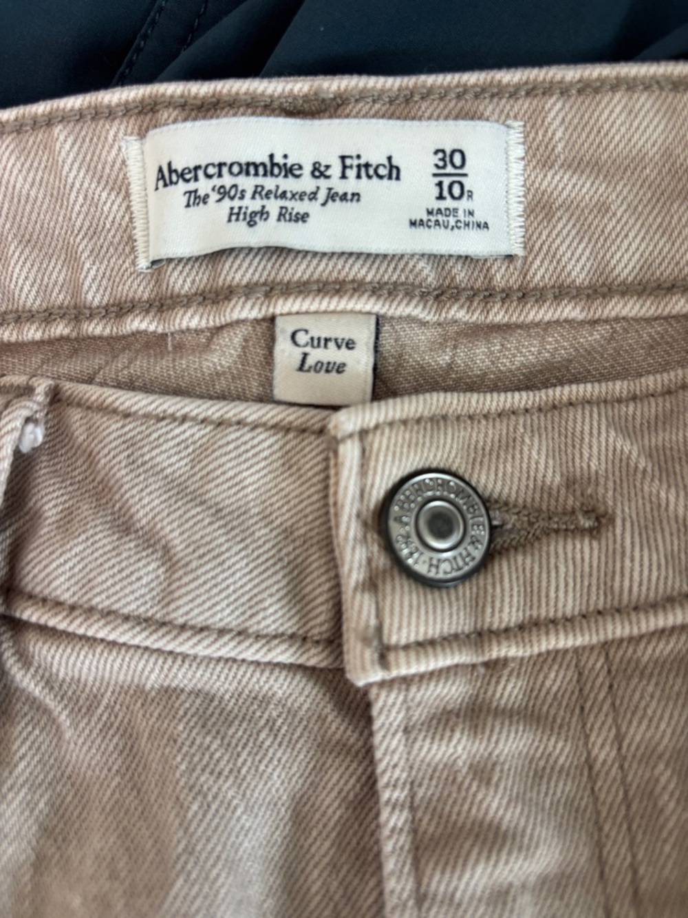 Abercrombie & Fitch Beige High-Rise 90s Relaxed Jeans curve love in Oat 10R - Picture 4 of 6